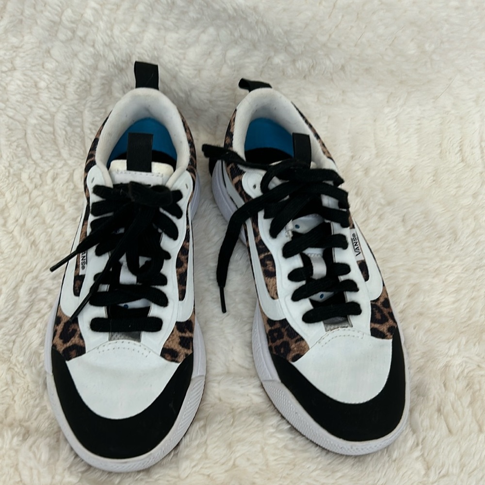 Vans Ultra Range Sneakers